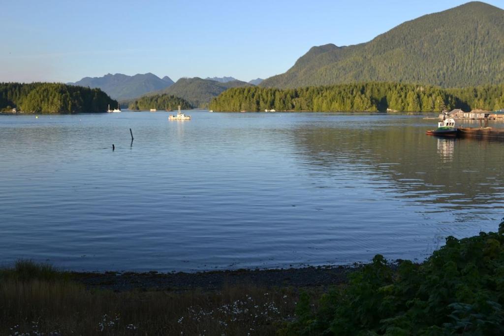 Waterfront View Of The Inlet, Short Walk To Town Apartment Тофино Екстериор снимка